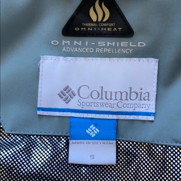 Columbia Women’s Omni Shield Small Puffer Jacket - Picture 4 of 15